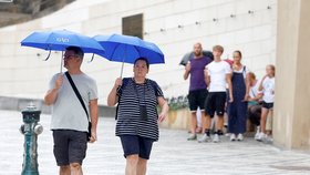 Počasí v Praze: Po velkých vedrech zapršelo (16.8.2026)