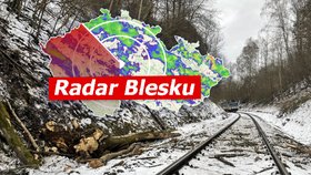 Výstraha platí dál a nasněží až 15 centimetrů. Sledujte radar Blesku