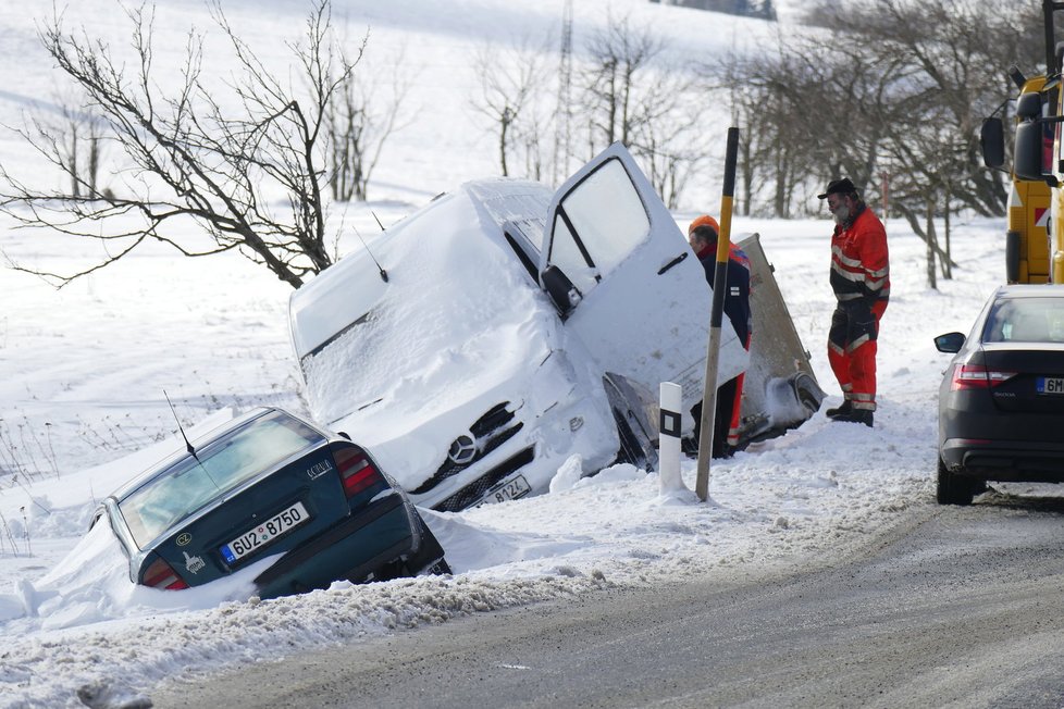 Řidiči, pozor, ať nedopadnete podobně (archivní foto).