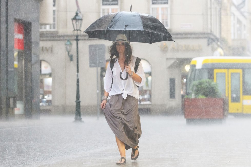 Česko čeká deštivý víkend, místy se vyskytnou i bouřky