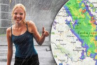 Po teplotních rekordech kroupy: Českem se ženou bouřky a průtrže mračen!