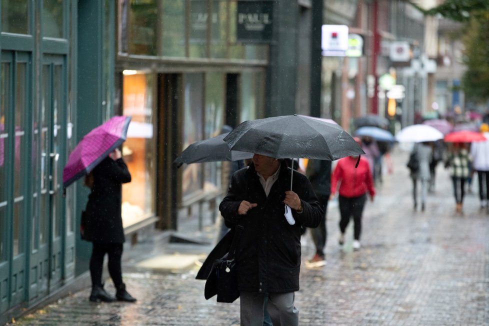 Předpovědi se naplnily, hladiny řek se zvedly kvůli vydatnému dešti. Sledujte radar Blesku