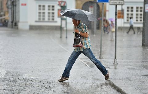 Počasí | Počasí ČR: Blíží se silné bouřky a déšť, sledujte radar | Blesk.cz