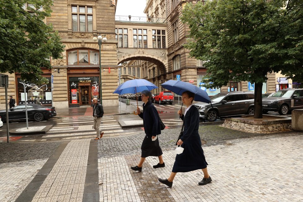 Česko čeká deštivý víkend, místy se vyskytnou i bouřky