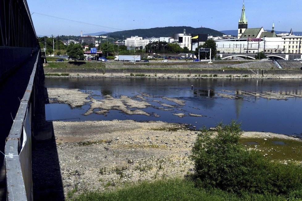 Dlouhodobé teplo vysušuje řeky