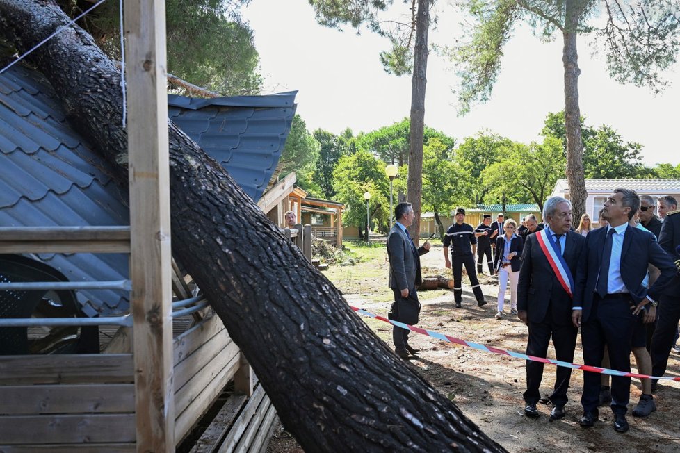 Následky bouře na Korsice.