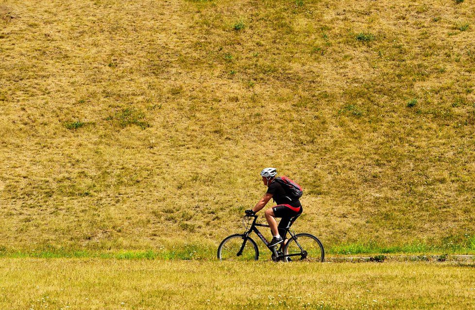 Vát bude v pondělí pouze slabý proměnlivý vítr o rychlosti do 15 km/h.