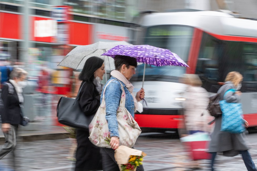 Deštivé počasí v květnové Praze (květen 2021)