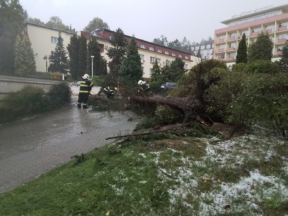 Následky silných bouřek v Karlových Varech. (15.8.2023)