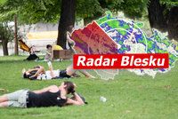 Počasí jako ze žurnálu: Víkend přinese 26 °C a slunce. Kdy se vrátí tropy? Sledujte radar Blesku