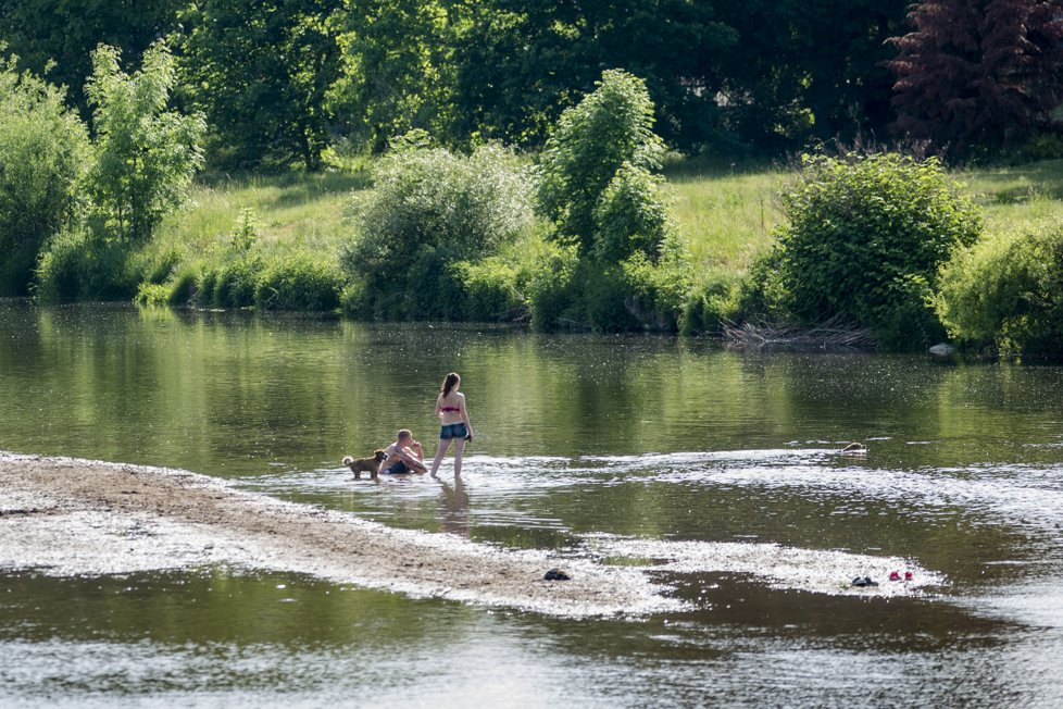 Ve čtvrtek nás zahřeje příjemných 26 °C, deštníky nechte doma