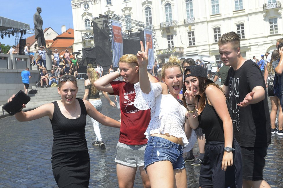 Do Česka se vrací letní teploty, které tu byly už v červnu