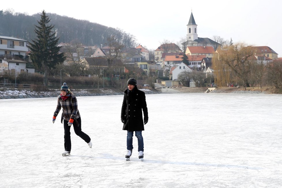 Do Česka dorazí mrazy, přidá se i sněžení.