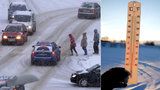 Mráz v Evropě: Za den umrzlo 12 lidí, sníh vyřadil i jadernou elektrárnu 