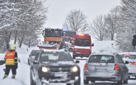 Doprava kolabuje.