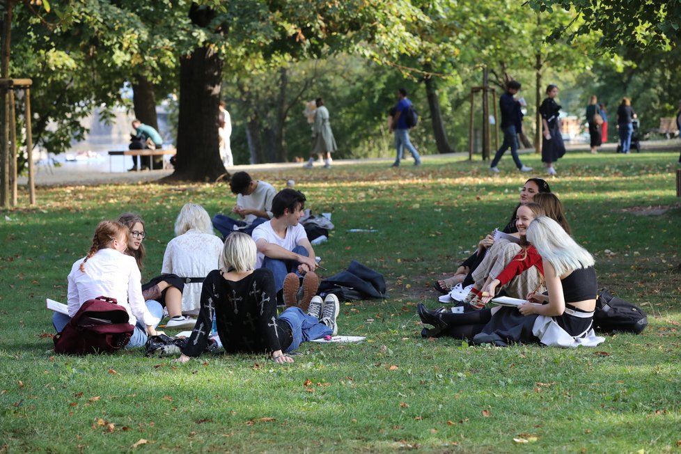 Babí léto v Česku, (27.09.2023).