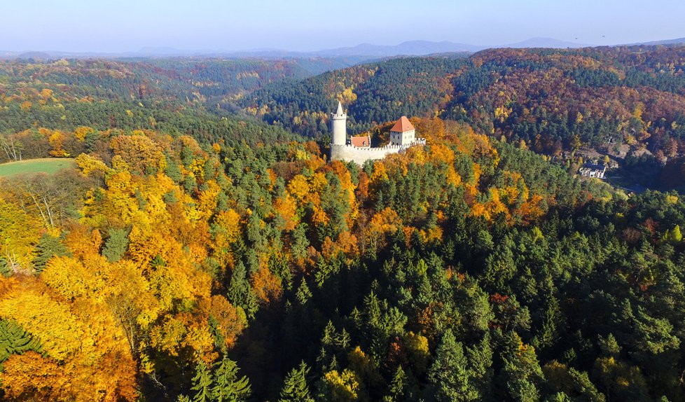 V Česku je nadprůměrně teplý listopad. Podle meteorologů vydrží pěkné počasí s minimem srážek minimálně do konce měsíce.