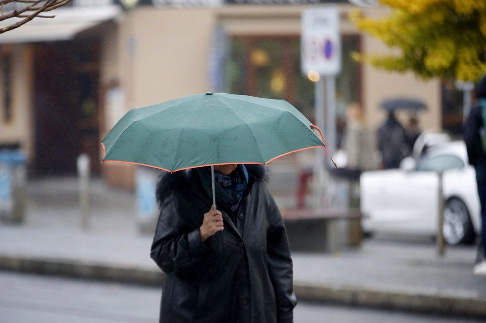 Nadcházející víkend se můžeme rozloučit s vysokými teplotami a babím létem.