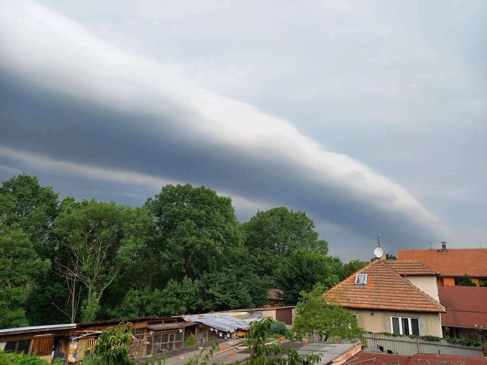 Počasí v Úvalech (20. 6. 2022)