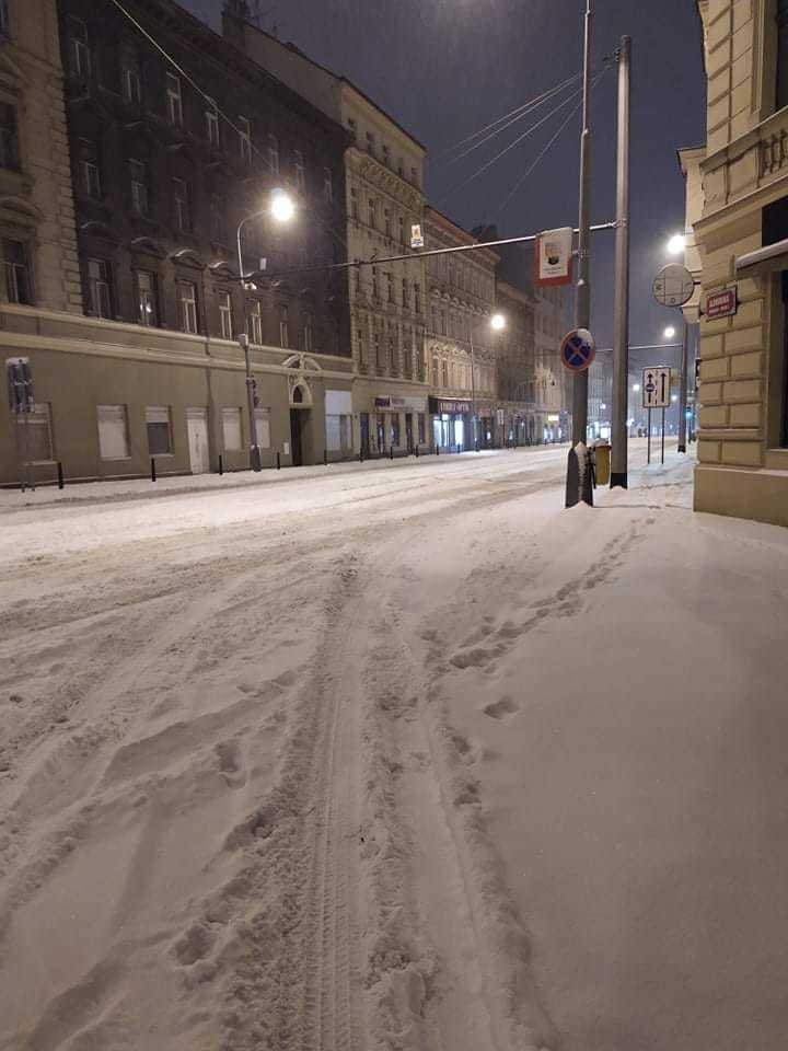 Sníh zasypal Česko, 8. února 2021.