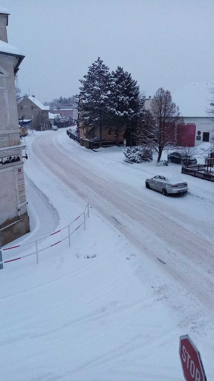 Sníh v Proboštově u Teplic, 8. února 2021