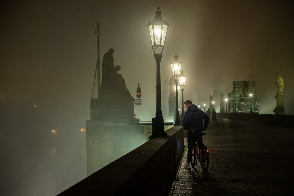 Vylidněná Praha za doby koronaviru