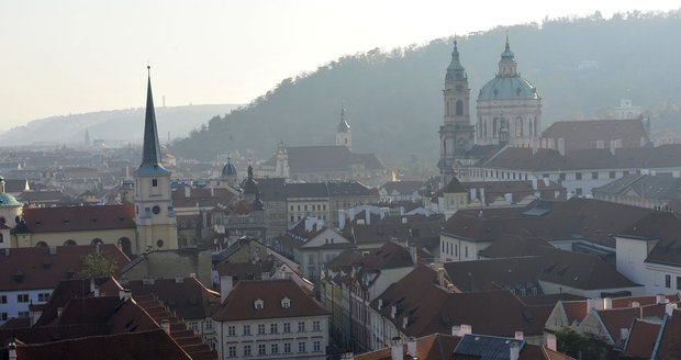 Praha vypadá jako na jaře.