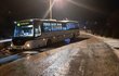 Velké problémy měly na Moravě i autobusy.