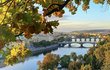 I v Praze už jsou vidět první záblesky podzimu.