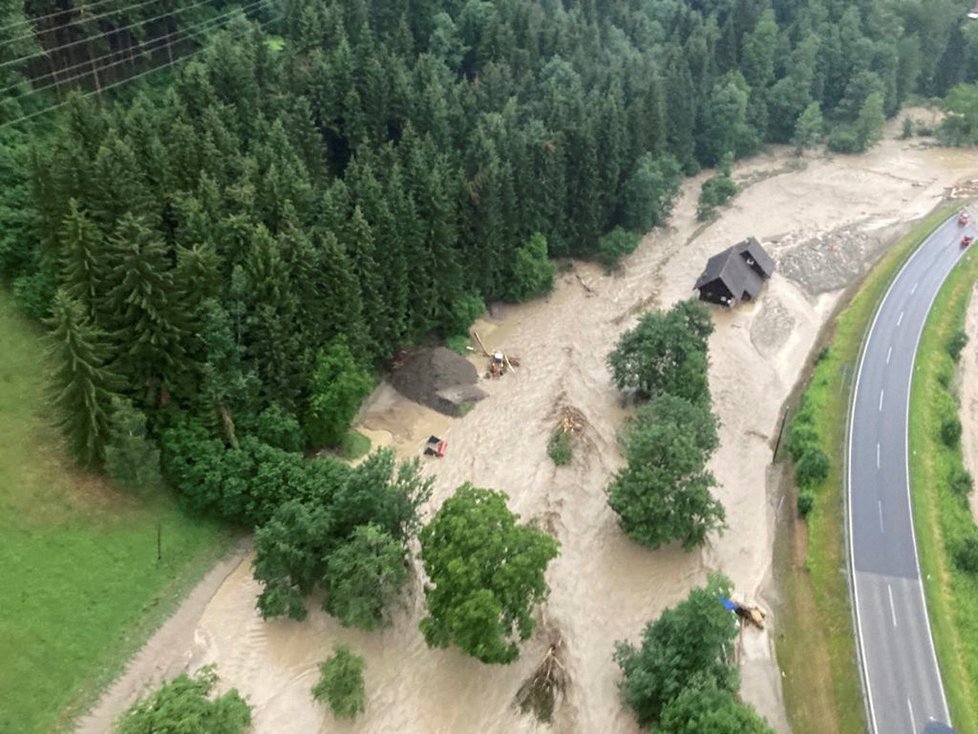 Rakouské Korutany zasáhly záplavy a sesuvy půdy (29.6.2022).