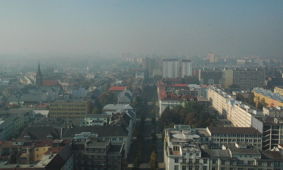 Na podzim a v zimě může Ostravu zahalit smog, v létě je ale nádherná.