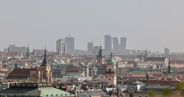 Debu Sahara mempersulit udara di Republik Ceko (3/2024) Debu Sahara mempersulit udara di Republik Ceko (3/2024)