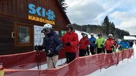 Češi vzali o víkendu hory útokem: Vleky obsypaly tisíce lidí, Špindl sotva stíhal