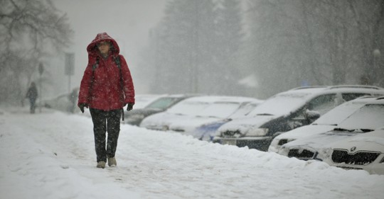 Česko opět zasypal sníh, nehody na silnicích na sebe nenechaly dlouho čekat