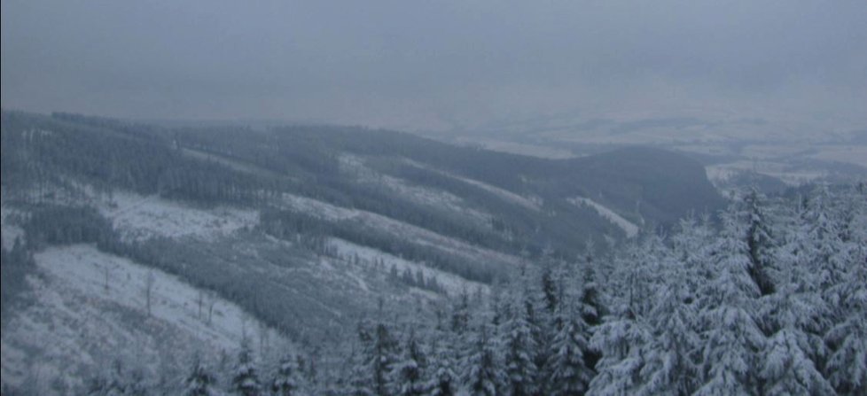 Na horách v Česku už je pořádná sněhová pokrývka.