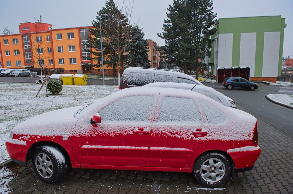 Česko zasáhl mráz se sněhem (2.4.2022)