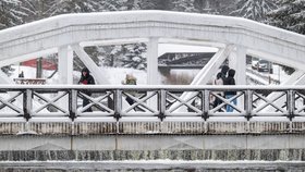 Do Česka se vrací zimní počasí