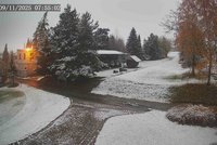 Radikální změna počasí: Brdy zasypal sníh!