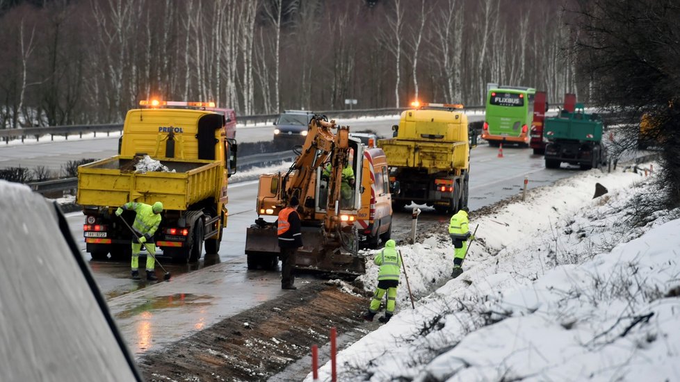 Počasí v Česku dává zabrat zejména řidičům