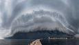 Nejlepší fotografie počasí pro rok 2020. Královská meteorologická společnost zveřejnila finálové snímky, které soutěží o nejlepší fotografii počasí pro rok 2020. Tato vznikla při bouři v Chorvatsku v městě Umag.