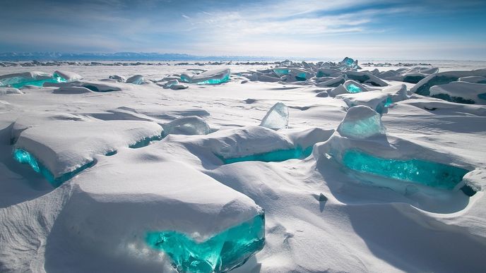 Nejlepší fotografie počasí pro rok 2020. Královská meteorologická společnost zveřejnila finálové snímky, které soutěží o nejlepší fotografii počasí pro rok 2020. Ledovce ze Sibiře.