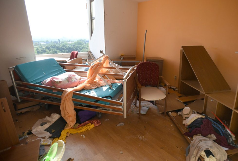 Tornádem zničený domov důchodců v Hodoníně. (26.6.2021)