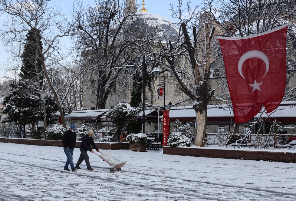 Zasněžený Istanbul.