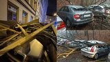 Orkán Yulia ničil auta, bral střechy a „trhl“ rekord. Tisíce lidí byly bez proudu