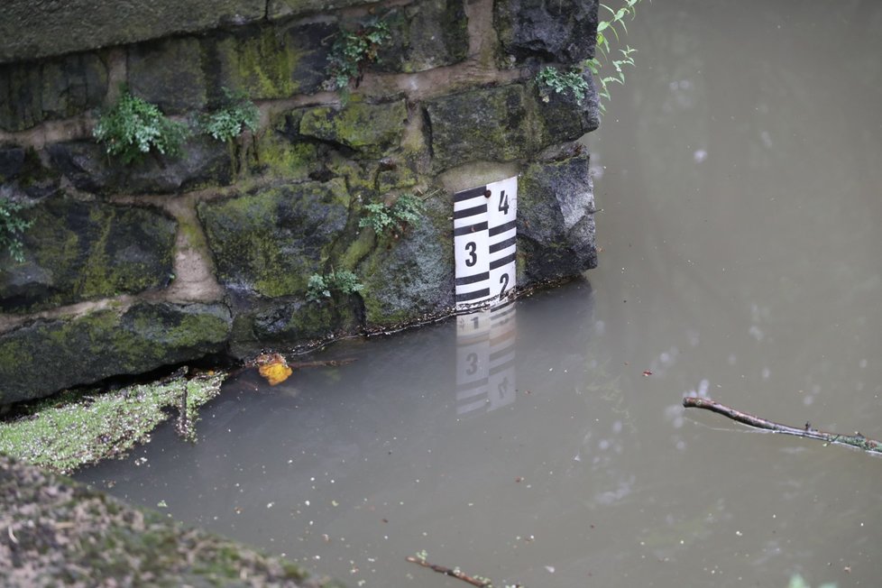 Silné bouřky někde způsobily i lehké záplavy, sucho ale nadále trvá (7.8.2019)