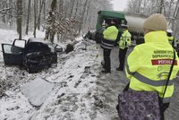 Drsné pády na chodnících a smyky na silnici: Jen na Moravě ledovka zranila 25 lidí