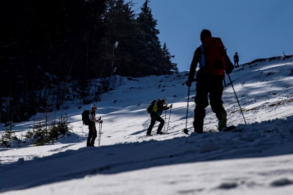 Lyžaři si v česku užívají slunečné počasí (2.3.2023)