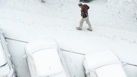 Na Česko se žene chumelenice, v nížinách napadne až 15 čísel. Sledujte radar Blesku