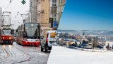 O víkendu vítr, déšť se sněhem a teploty až 10 °C. Sledujte radar Blesku