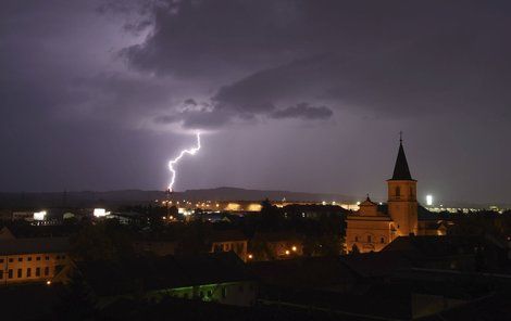 Bouřka nad Olomoucí